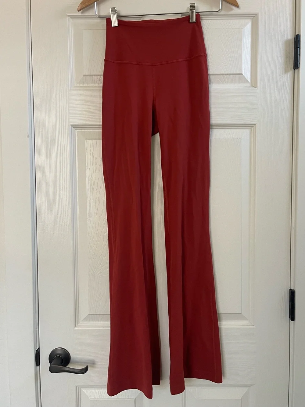 lululemon athletica excellent pre
